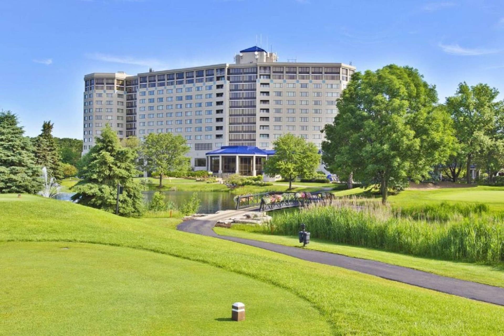 Hilton Chicago Oak Brook Hills Resort & Conference Center gallery photo in Oak Brook, IL — image 30