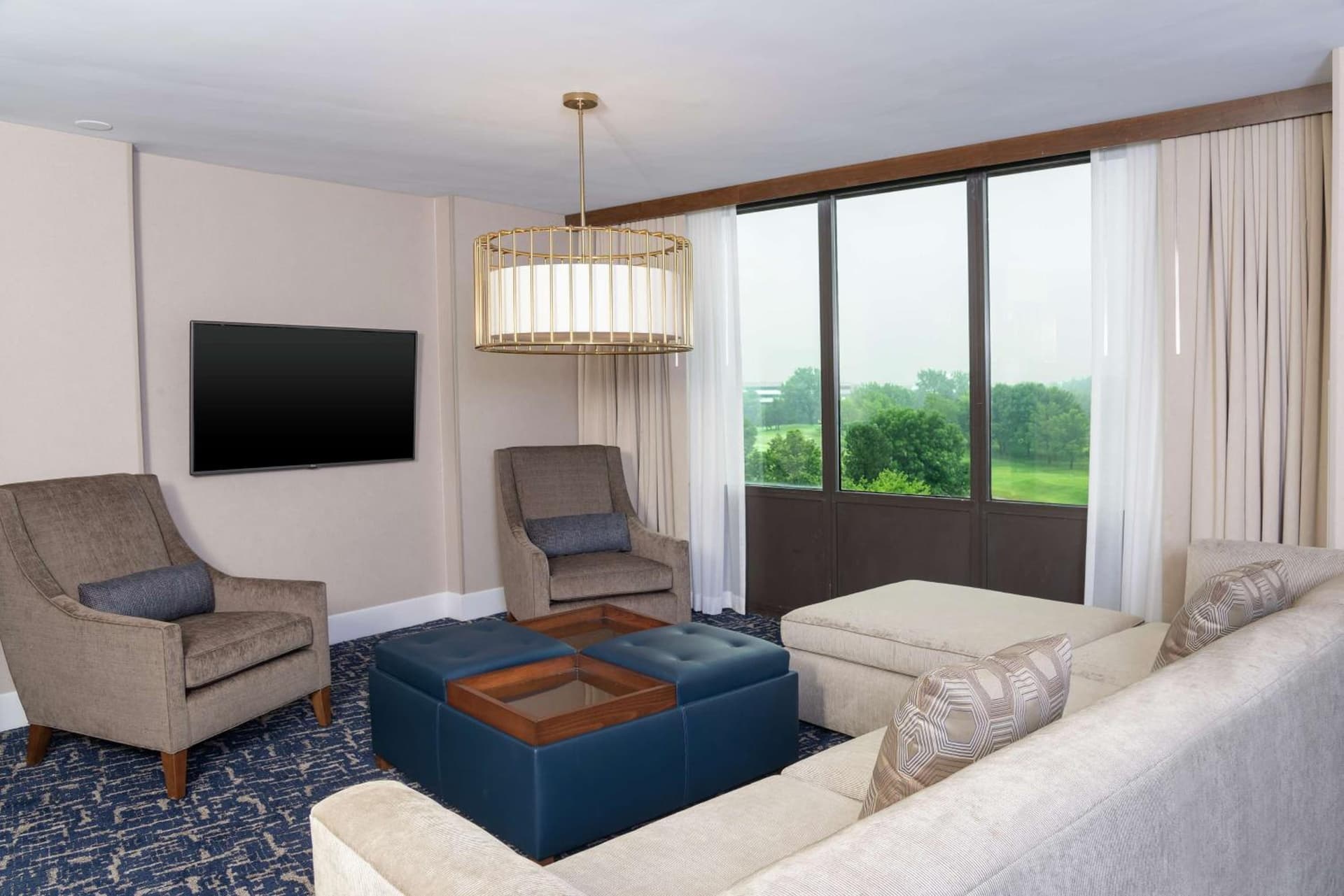 Hilton Chicago Oak Brook Hills Resort & Conference Center gallery photo in Oak Brook, IL — image 11