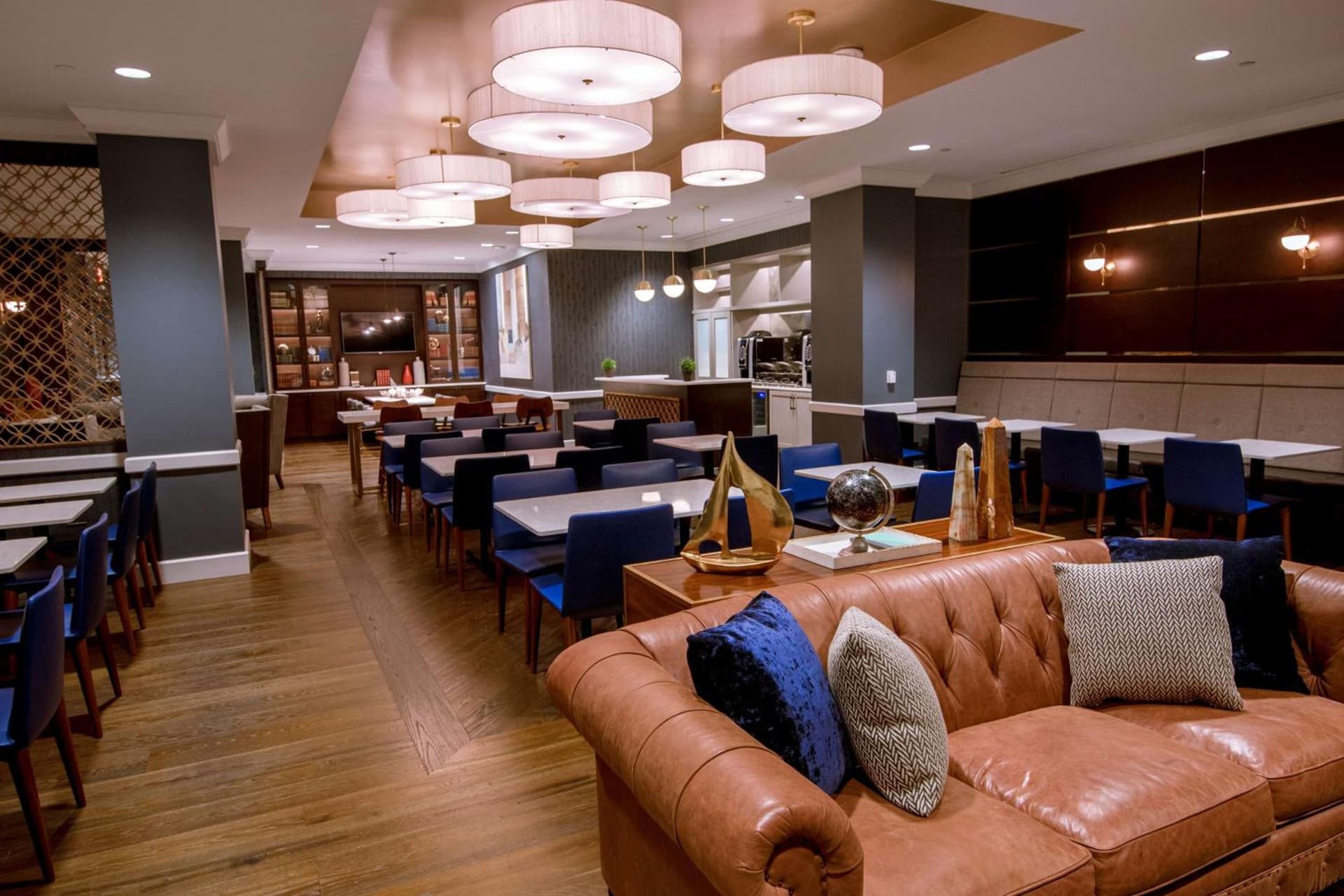 Hilton Chicago Oak Brook Hills Resort & Conference Center gallery photo in Oak Brook, IL — image 8