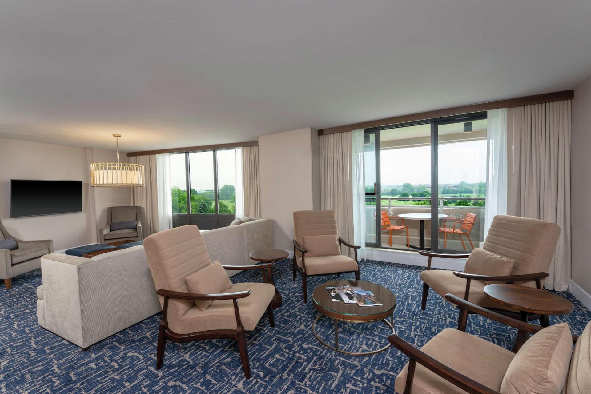 Hilton Chicago Oak Brook Hills Resort & Conference Center gallery photo in Oak Brook, IL — image 9