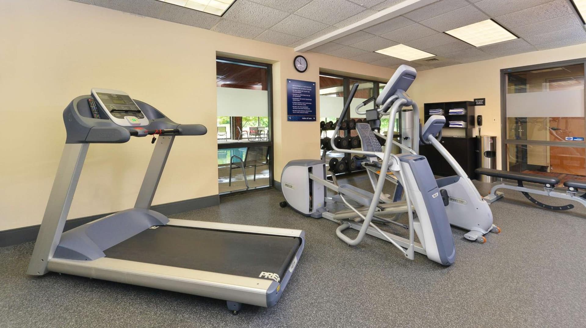 Hampton Inn Chicago-Carol Stream gallery photo in Carol Stream, IL — image 21