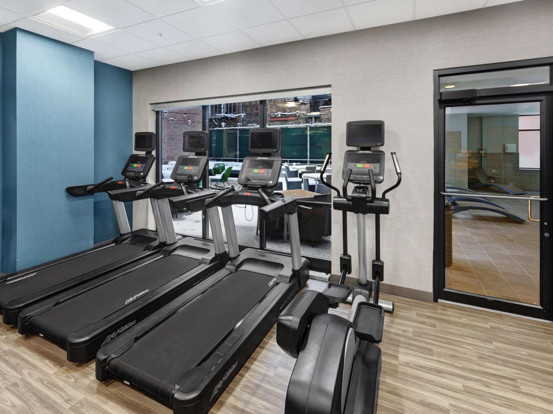 Hampton Inn & Suites Chicago-Downtown gallery photo in Chicago, IL — image 17