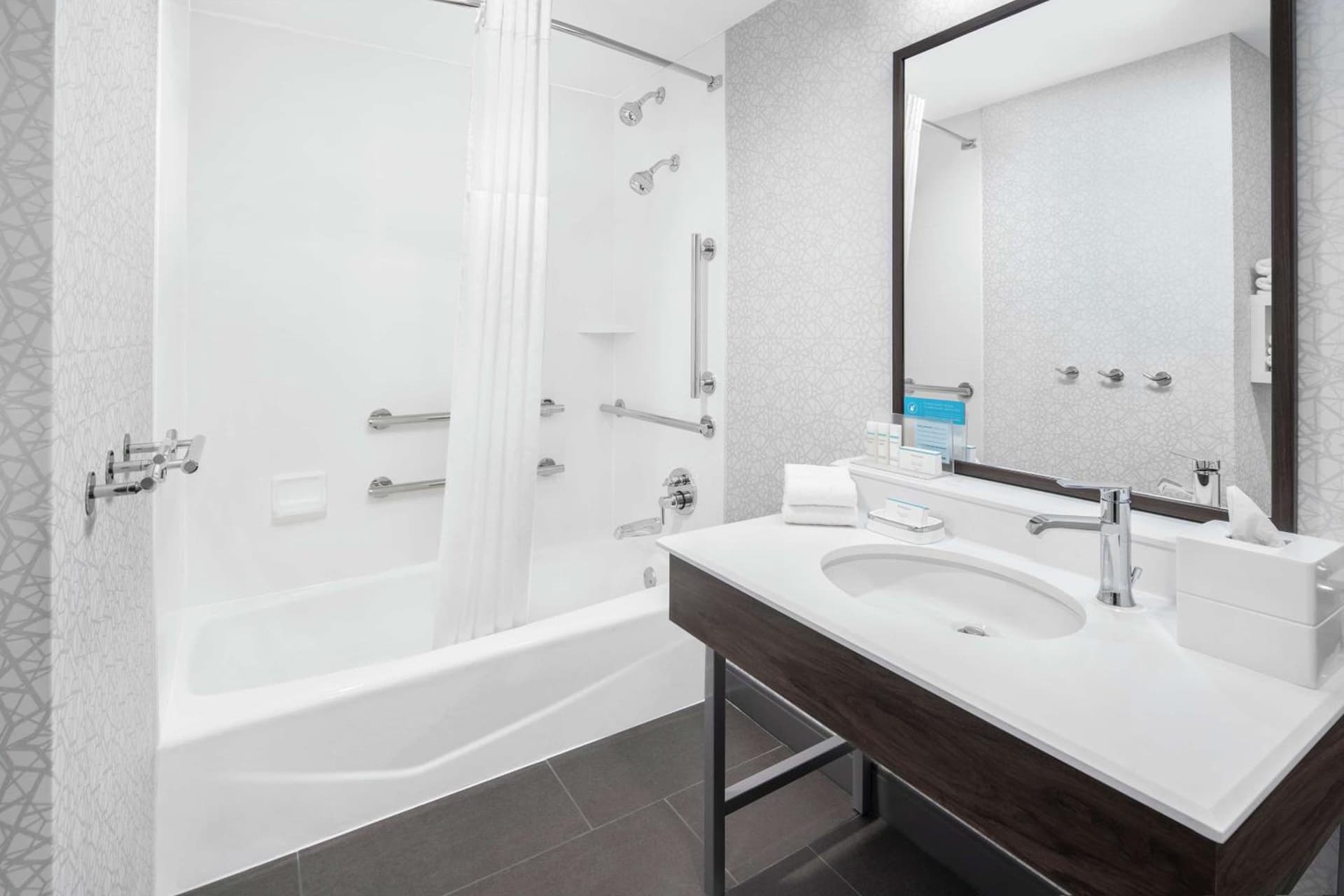 Hampton Inn & Suites Chicago-Downtown gallery photo in Chicago, IL — image 48