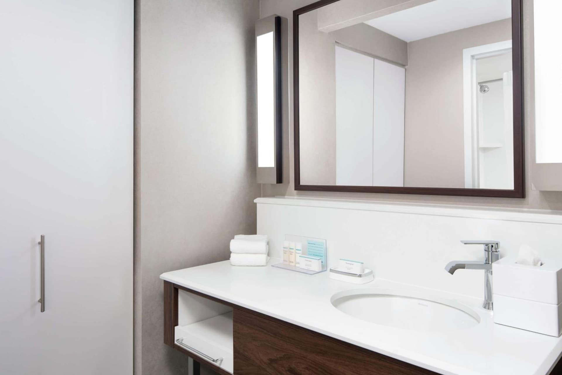 Hampton Inn & Suites Chicago-Downtown gallery photo in Chicago, IL — image 24