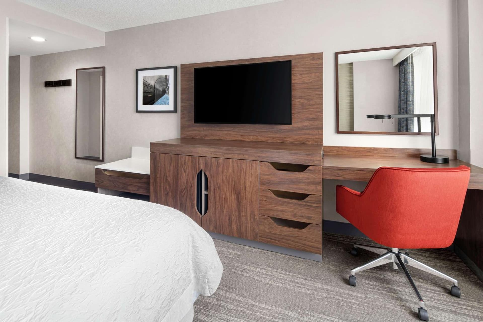 Hampton Inn & Suites Chicago-Downtown gallery photo in Chicago, IL — image 35