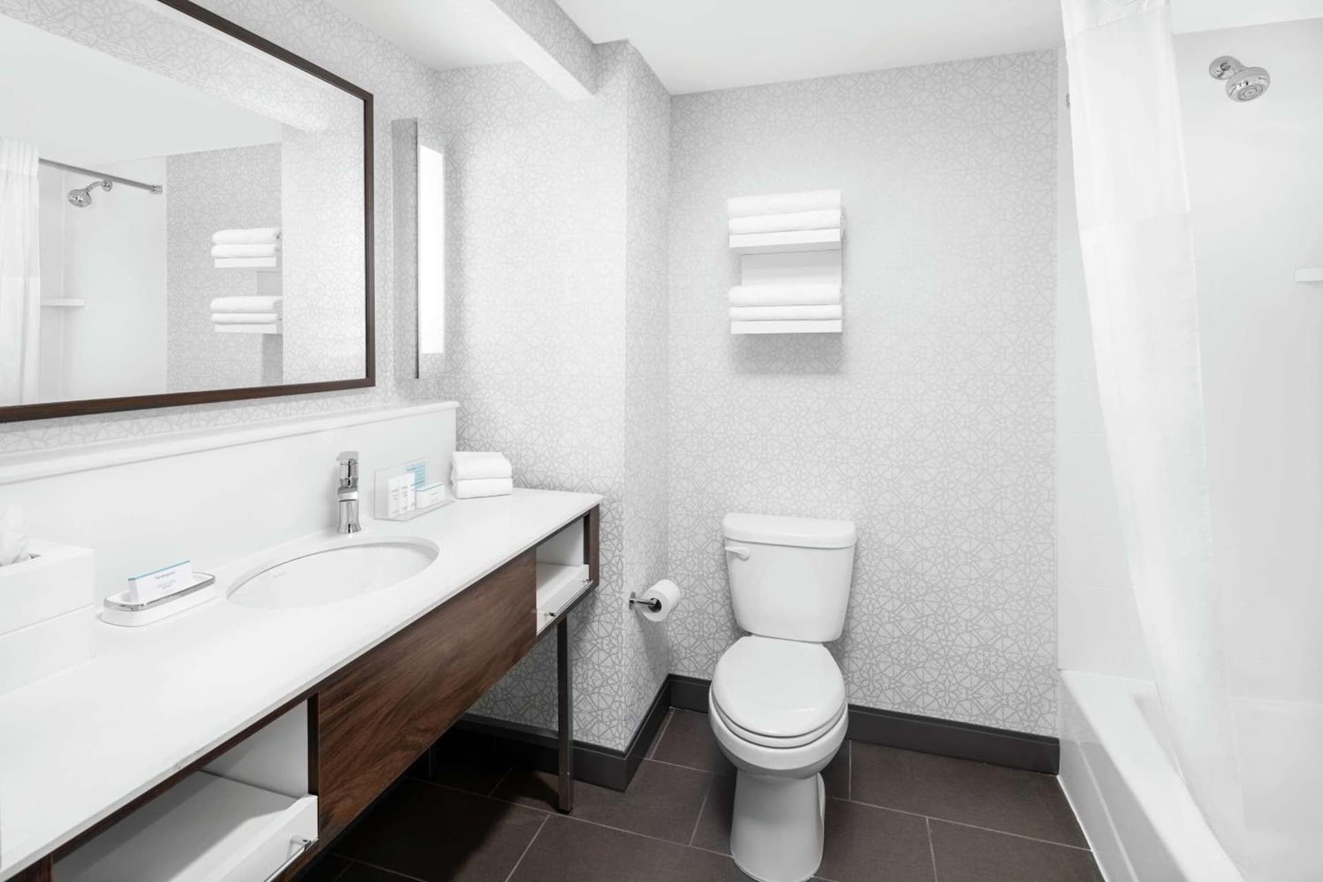 Hampton Inn & Suites Chicago-Downtown gallery photo in Chicago, IL — image 55