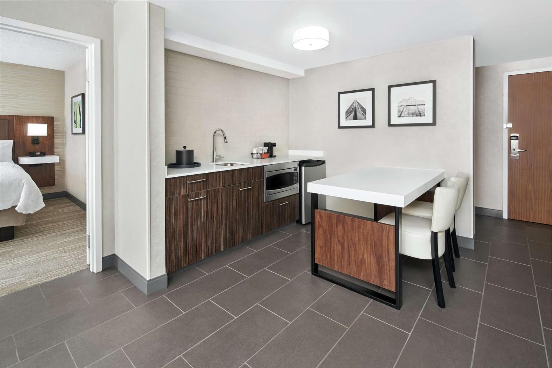 Hampton Inn & Suites Chicago-Downtown gallery photo in Chicago, IL — image 7