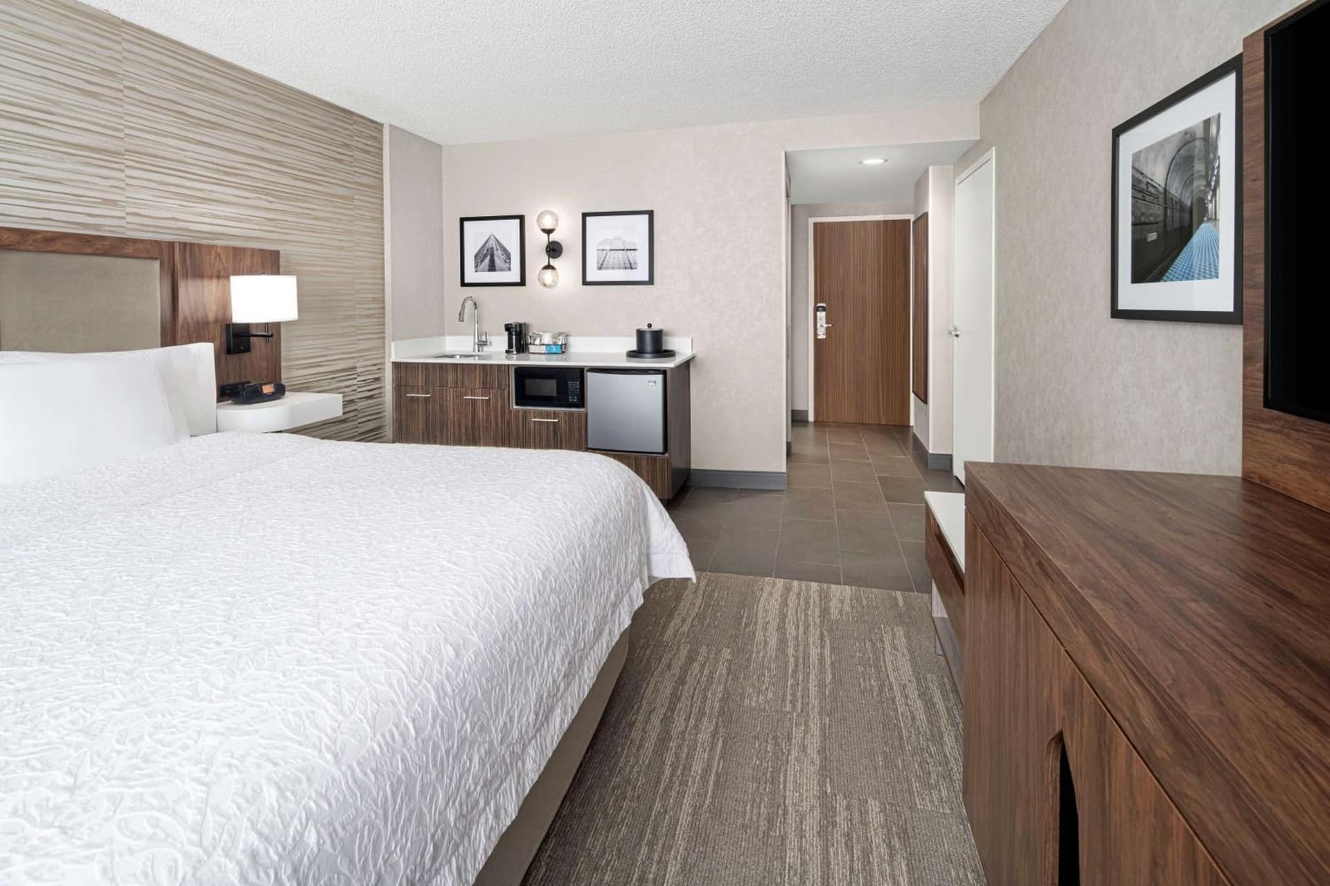 Hampton Inn & Suites Chicago-Downtown gallery photo in Chicago, IL — image 6