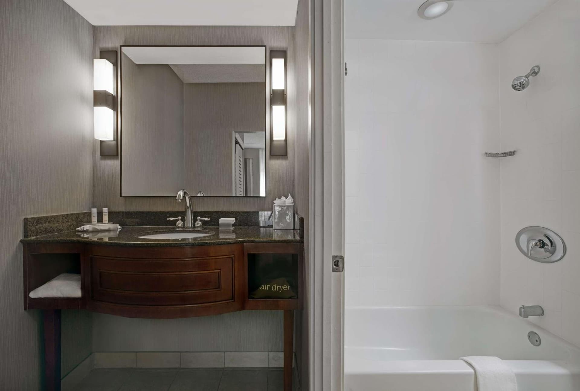 Homewood Suites by Hilton Chicago-Lincolnshire gallery photo in Lincolnshire, IL — image 8