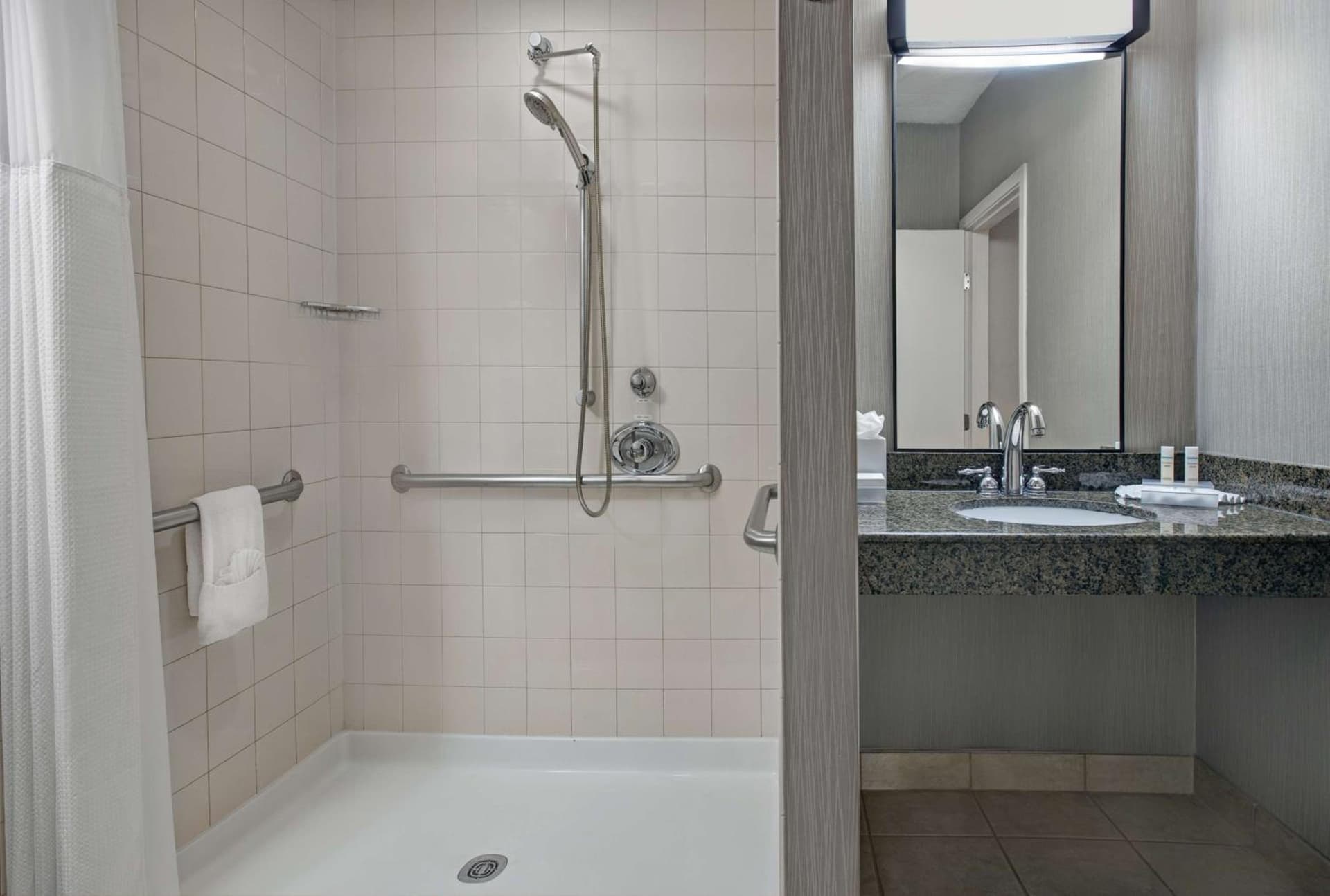 Homewood Suites by Hilton Chicago-Lincolnshire gallery photo in Lincolnshire, IL — image 25