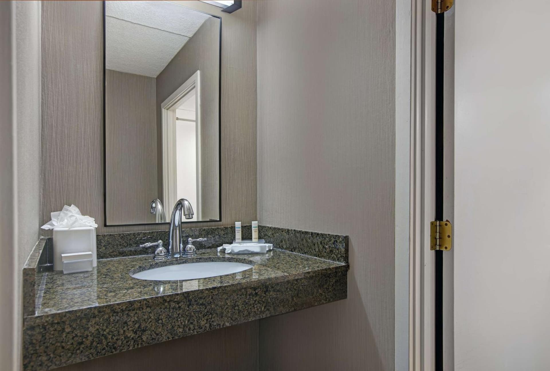 Homewood Suites by Hilton Chicago-Lincolnshire gallery photo in Lincolnshire, IL — image 42