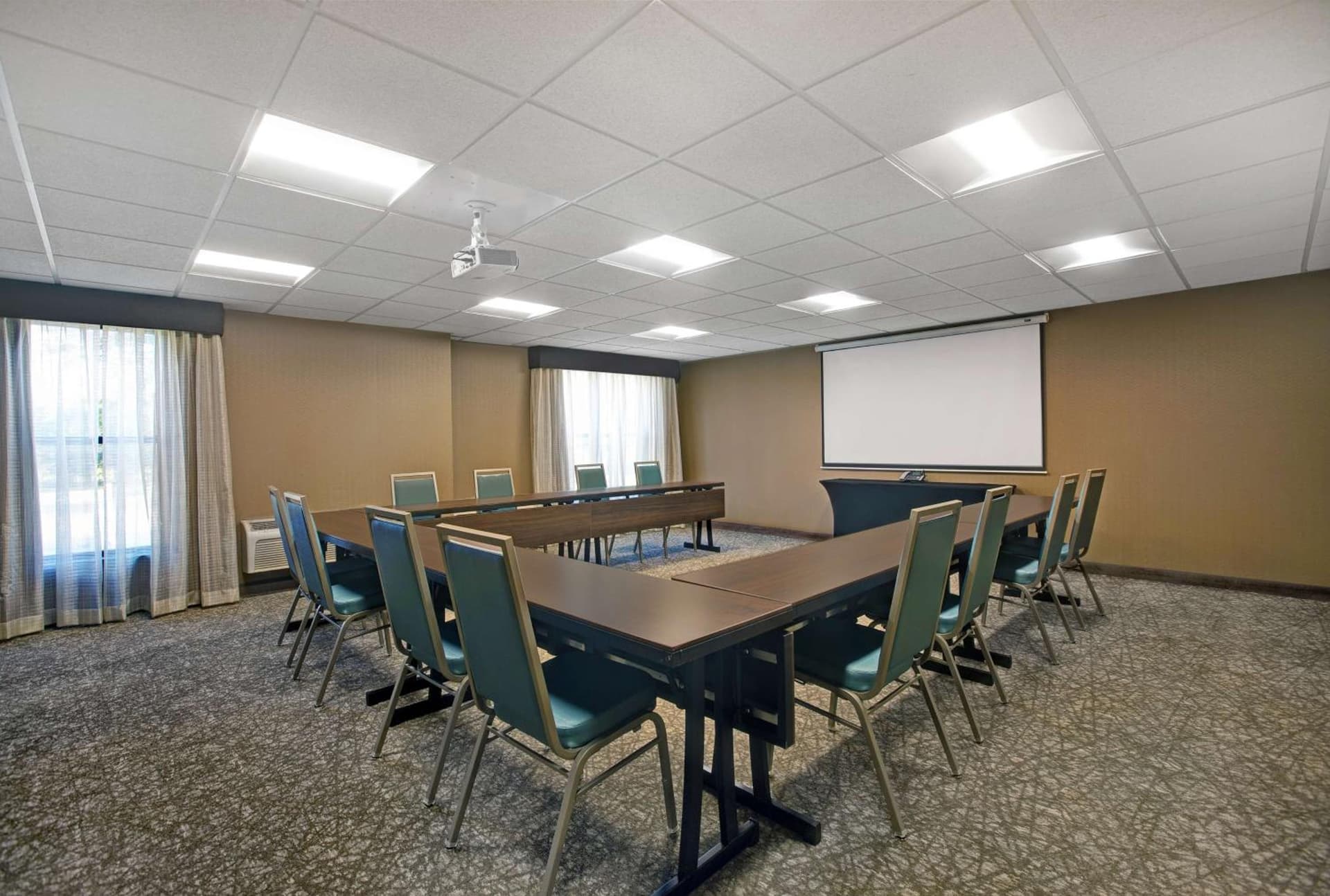 Homewood Suites by Hilton Chicago-Lincolnshire gallery photo in Lincolnshire, IL — image 19