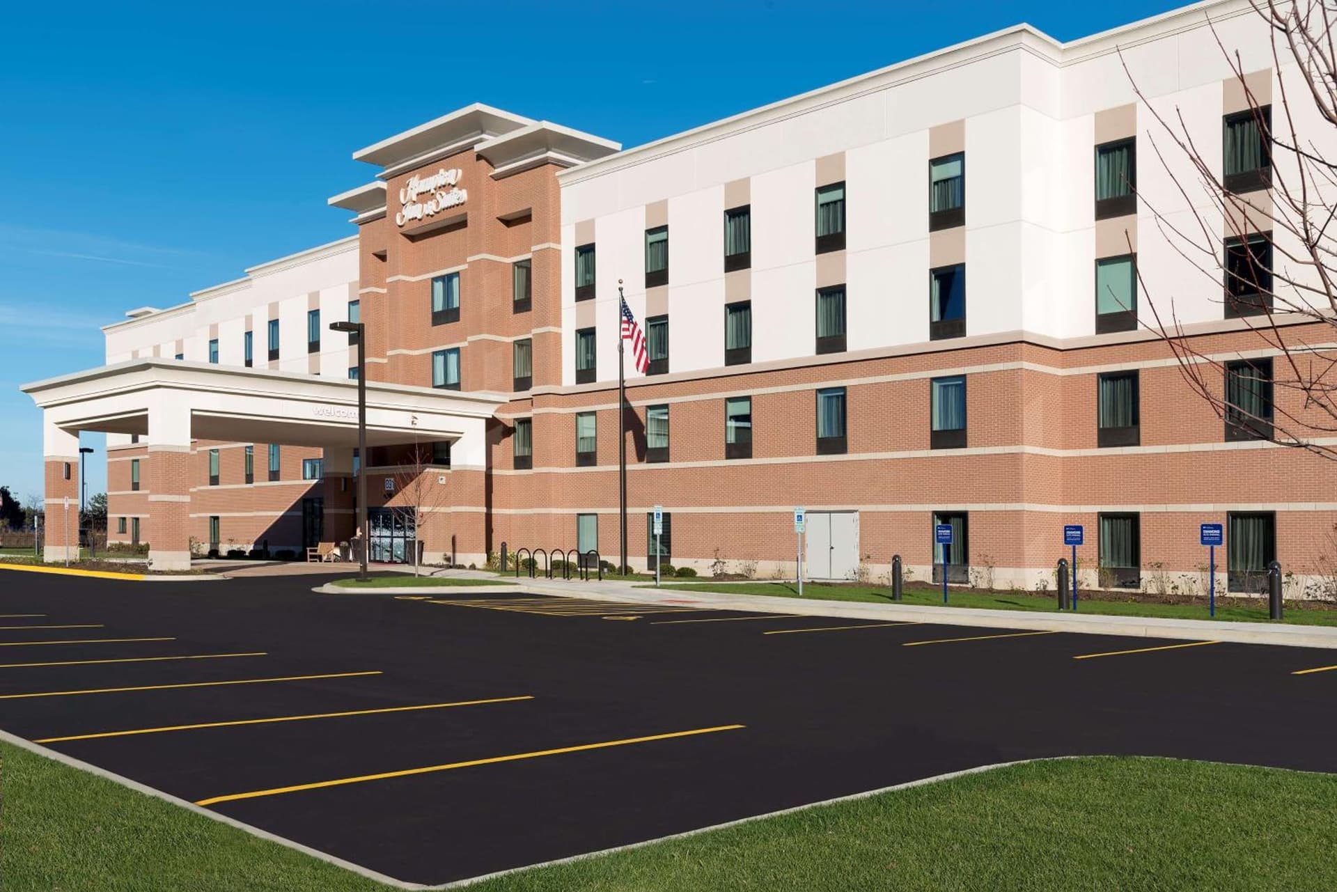 Hampton Inn & Suites Chicago Schaumburg gallery photo in Schaumburg, IL — image 4