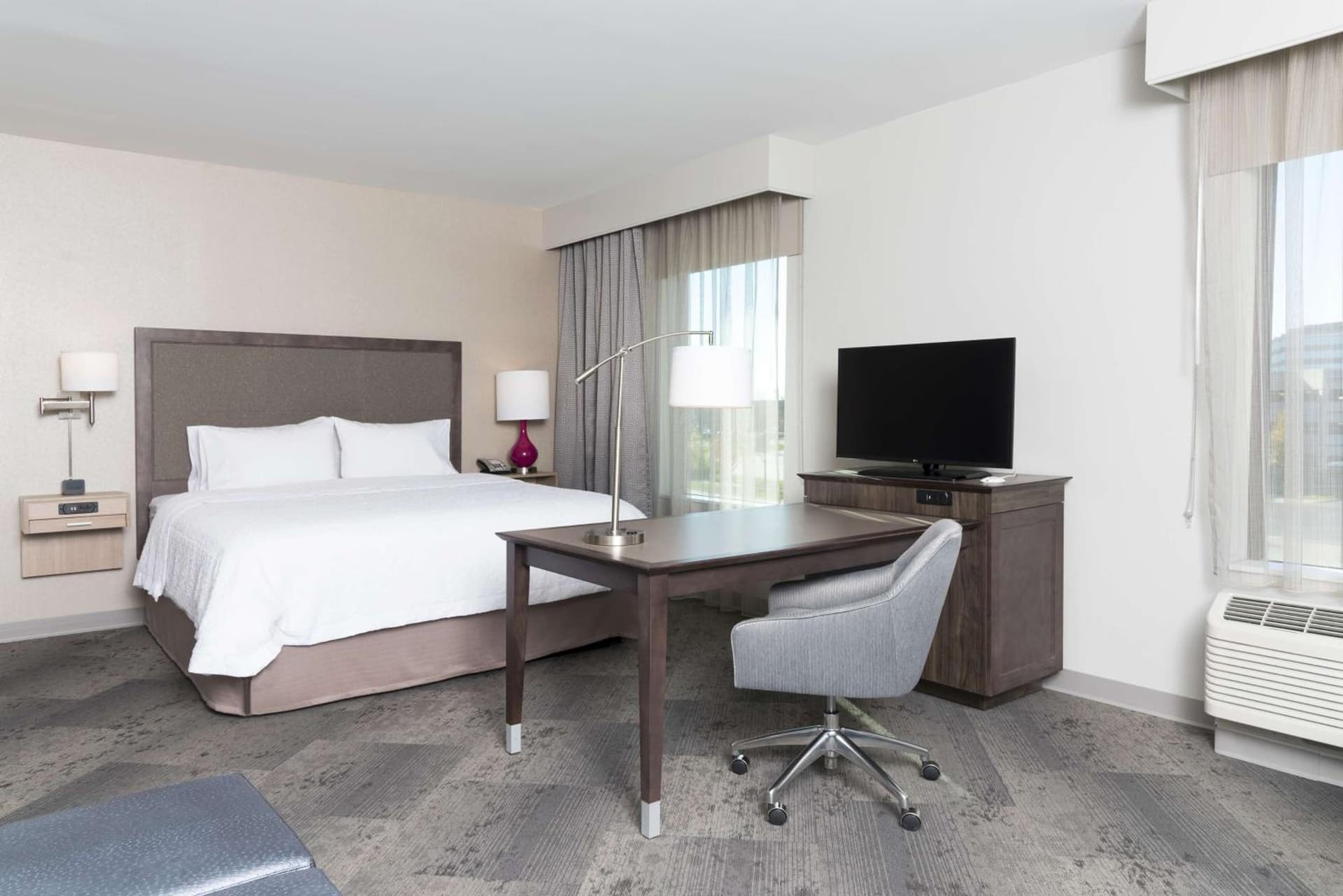 Hampton Inn & Suites Chicago Schaumburg gallery photo in Schaumburg, IL — image 20
