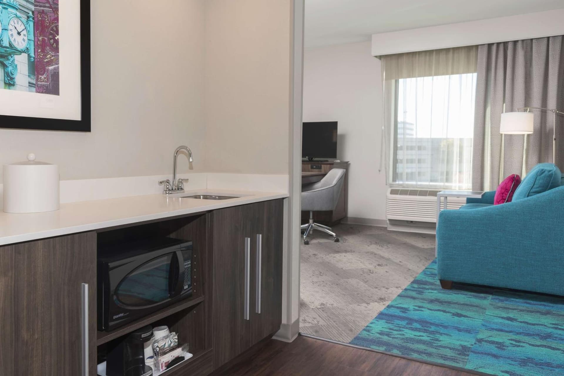 Hampton Inn & Suites Chicago Schaumburg gallery photo in Schaumburg, IL — image 10