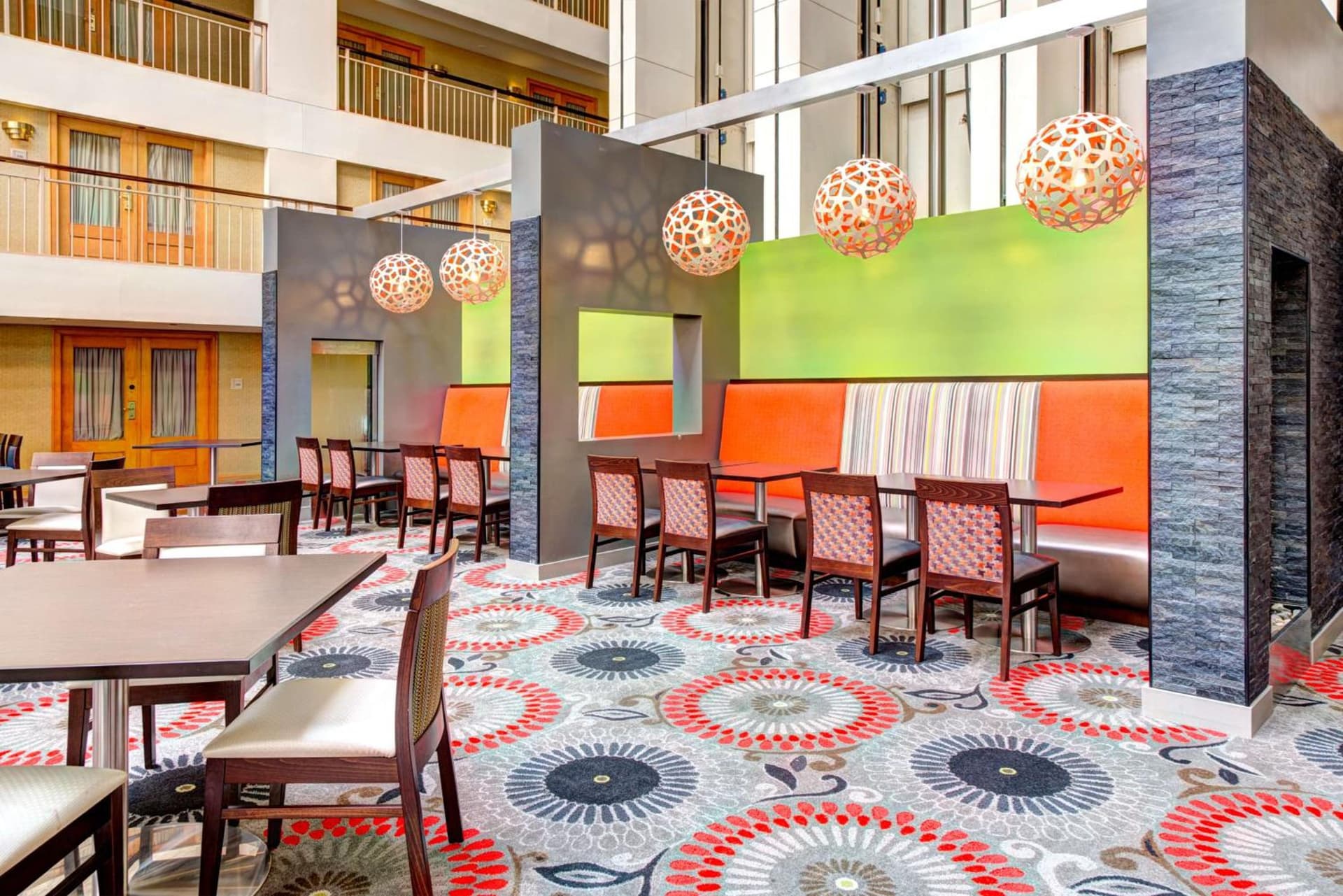Embassy Suites by Hilton Chicago O'Hare Rosemont gallery photo in Rosemont, IL — image 38