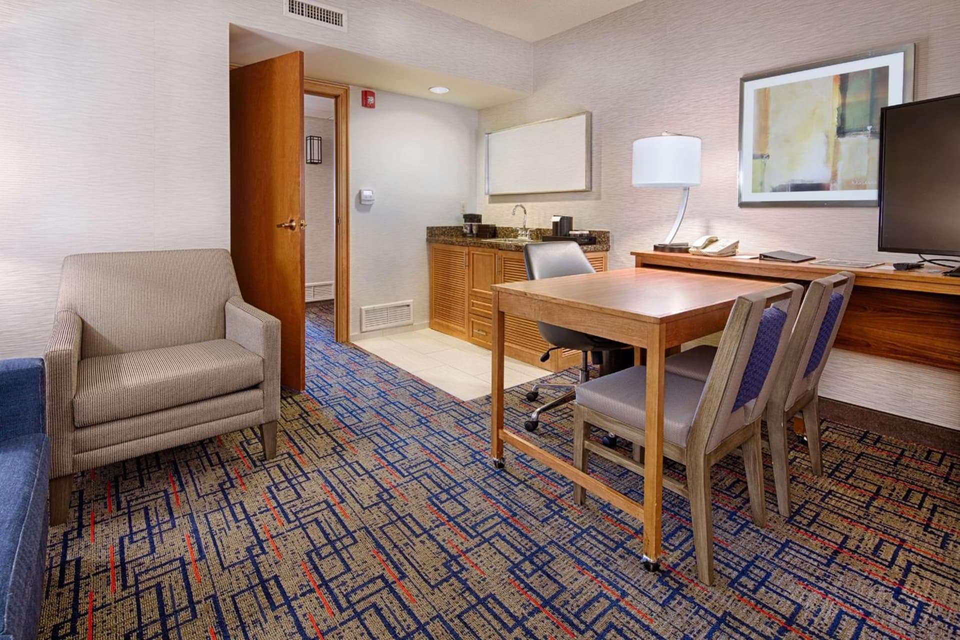 Embassy Suites by Hilton Chicago O'Hare Rosemont gallery photo in Rosemont, IL — image 34