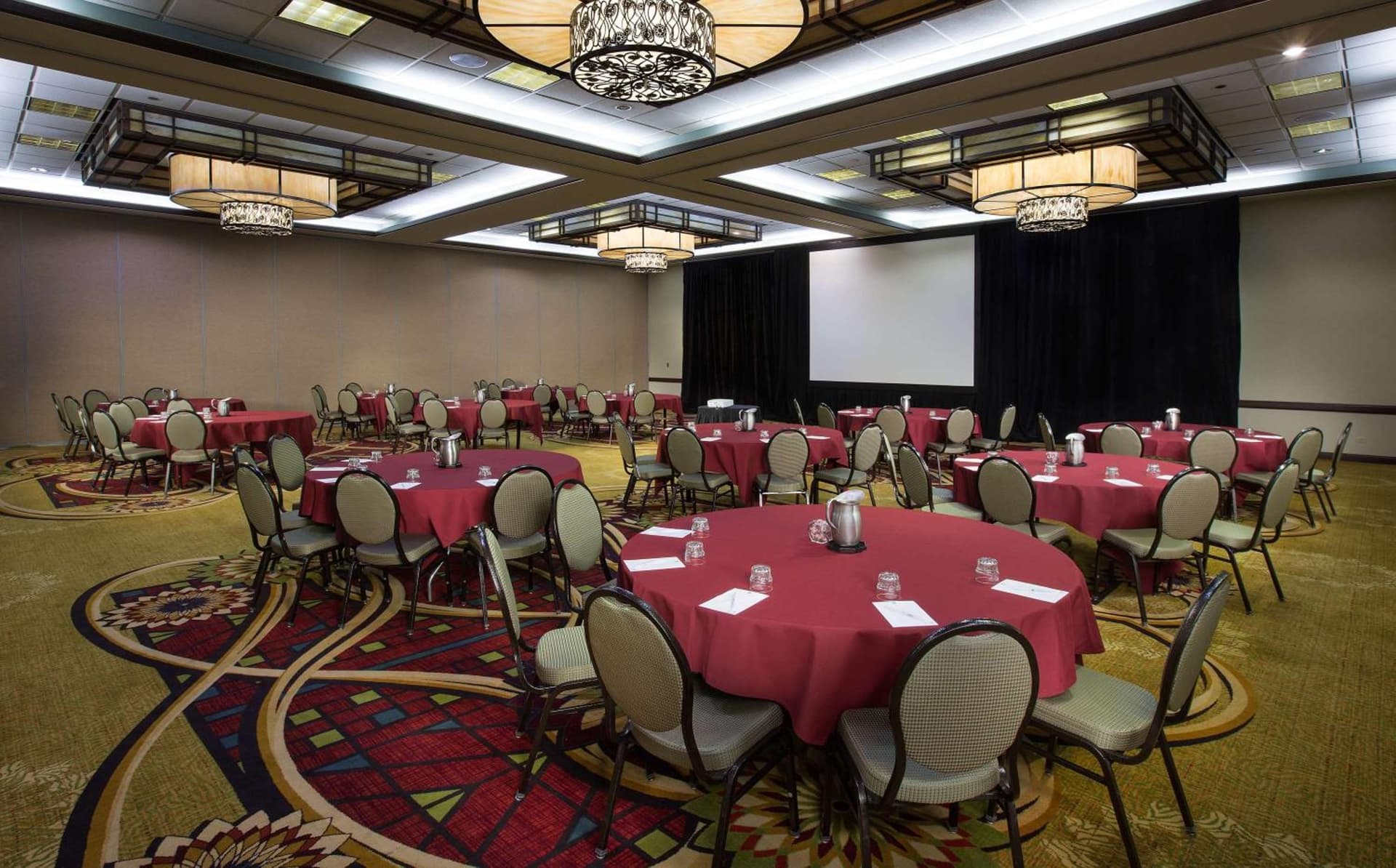 Embassy Suites by Hilton Chicago O'Hare Rosemont gallery photo in Rosemont, IL — image 9