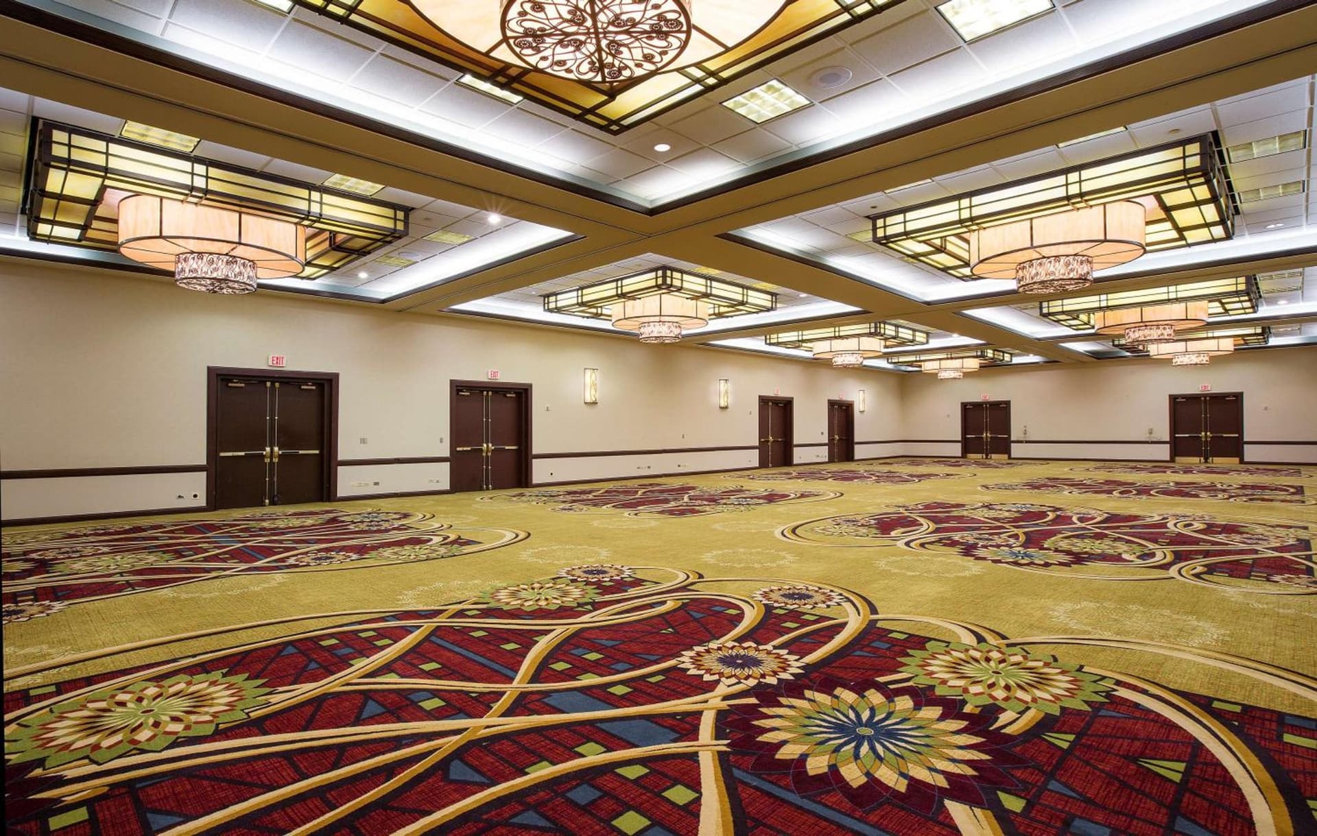Embassy Suites by Hilton Chicago O'Hare Rosemont gallery photo in Rosemont, IL — image 23