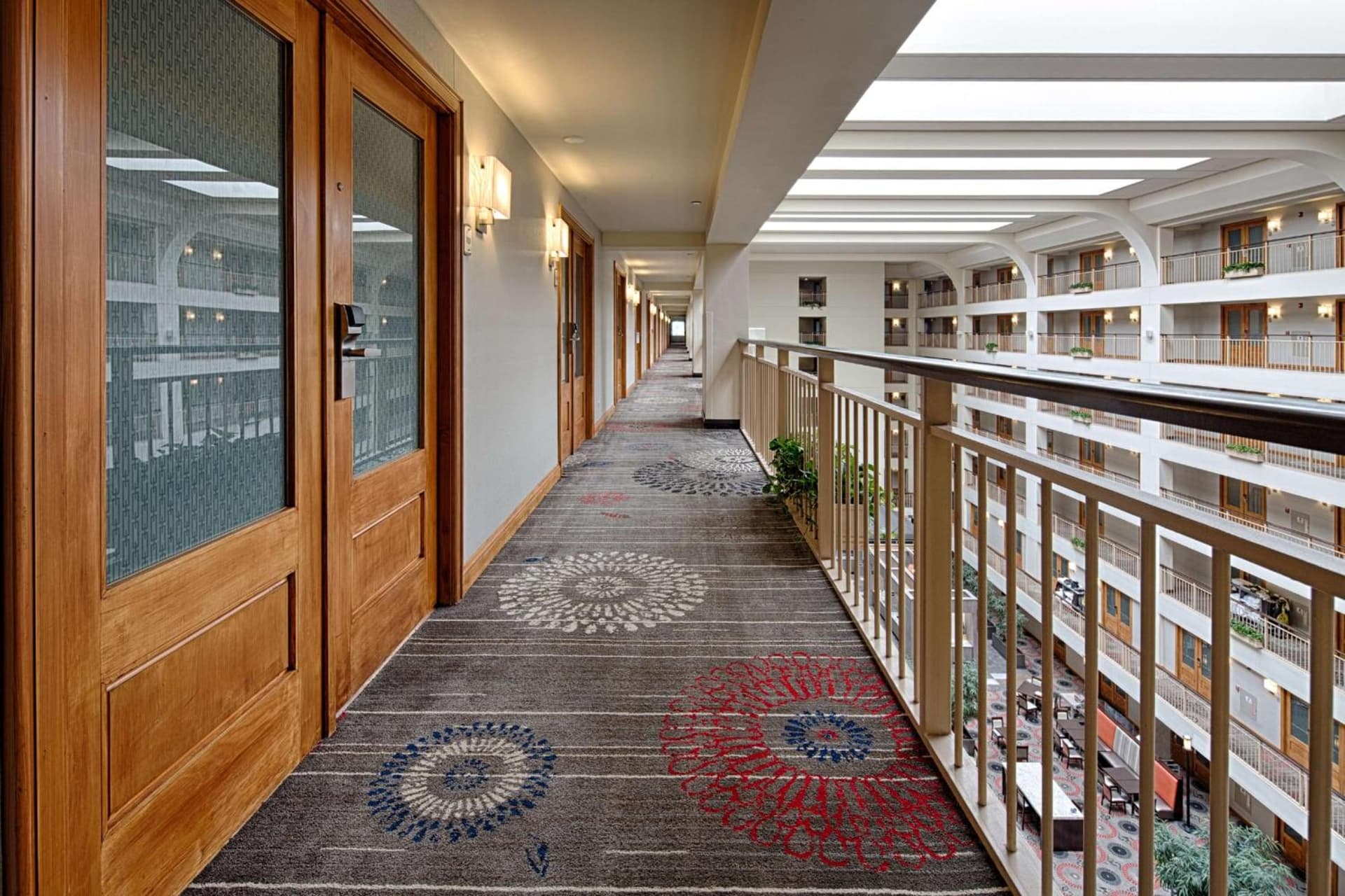 Embassy Suites by Hilton Chicago O'Hare Rosemont gallery photo in Rosemont, IL — image 29