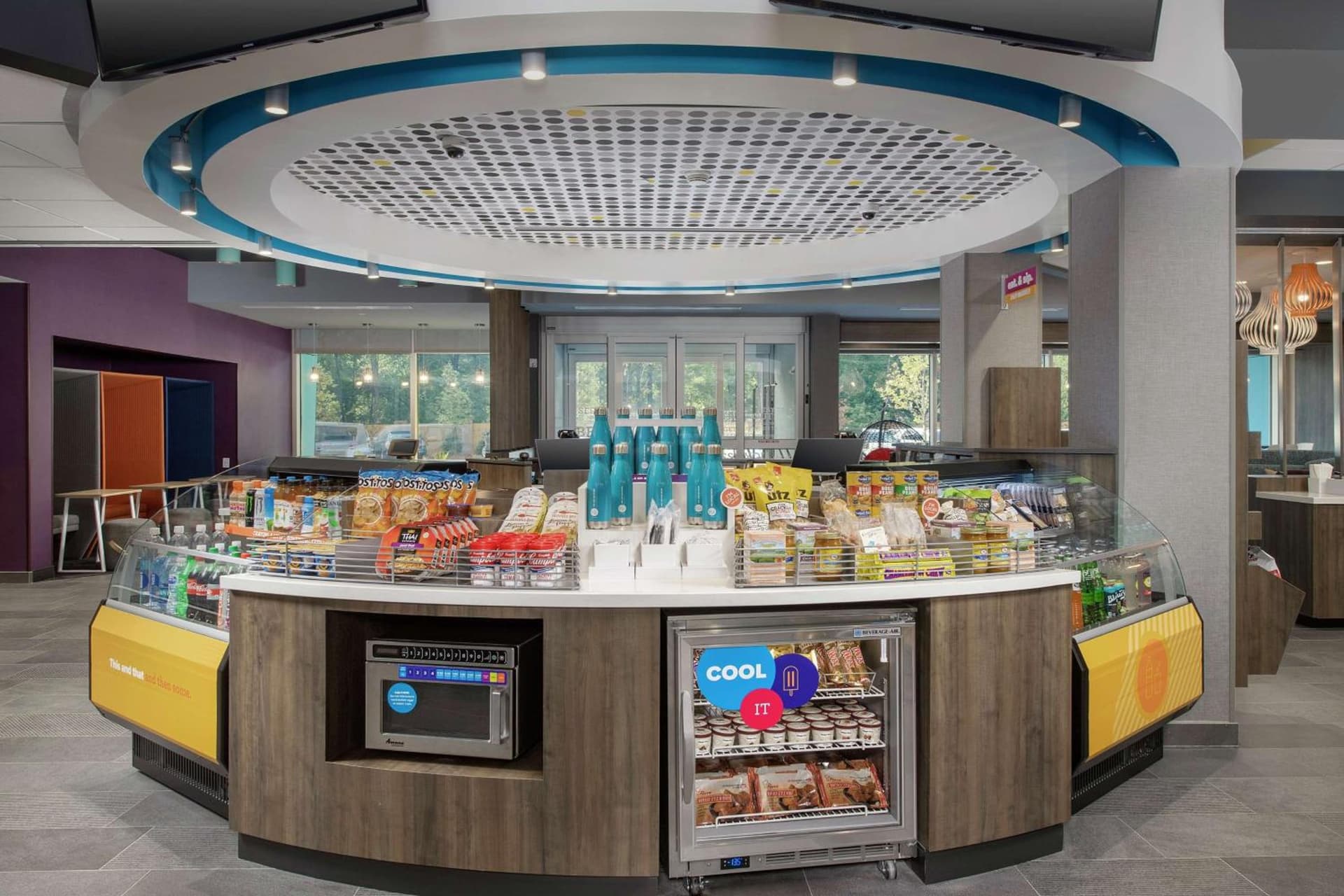 Tru By Hilton Mt Pleasant Charleston gallery photo in Charleston, SC — image 26