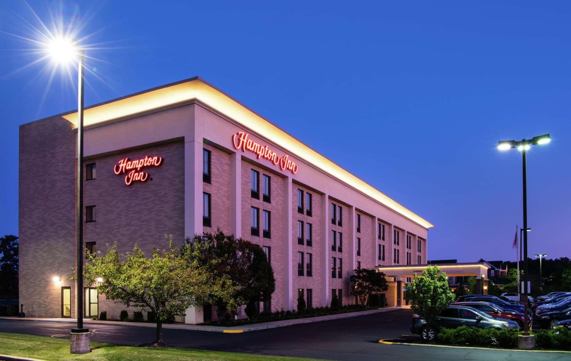 Hampton Inn Cleveland-Solon property views in Solon, OH — gallery photo 3
