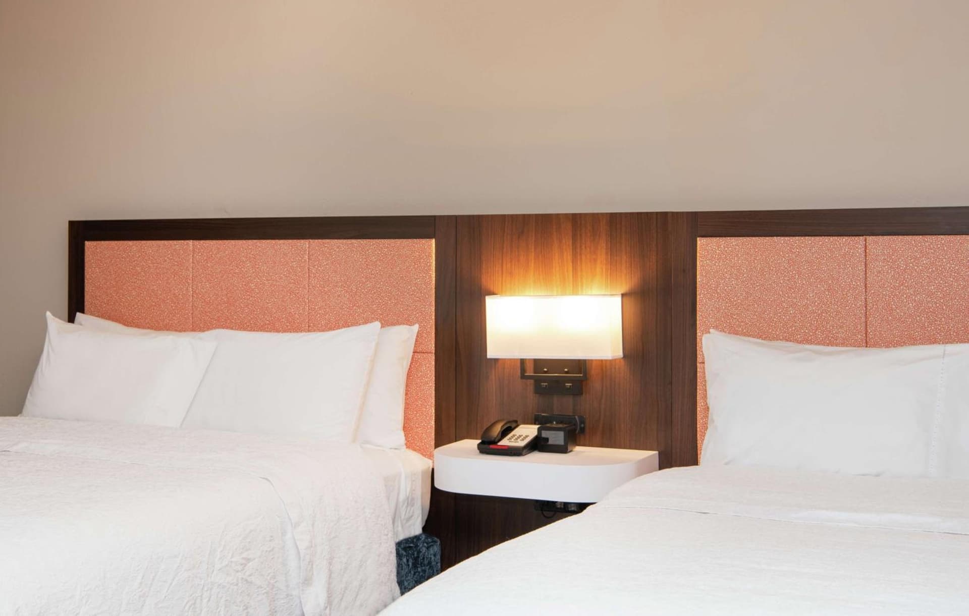 Hampton Inn Cleveland-Solon property views in Solon, OH — gallery photo 3