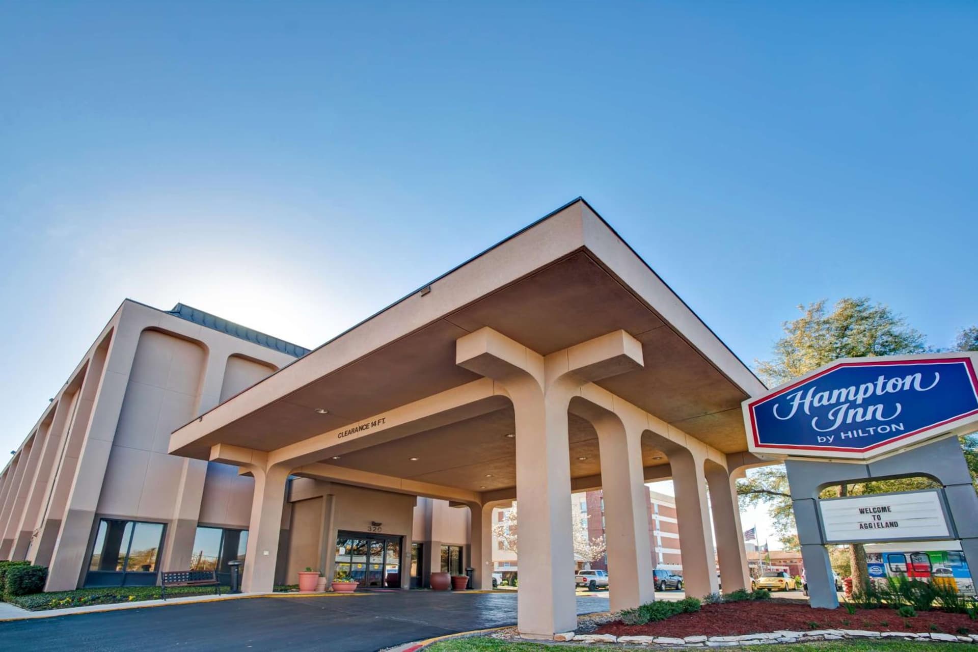 Hampton Inn College Station-Near Texas A&M University property views in College Station, TX — gallery photo 3
