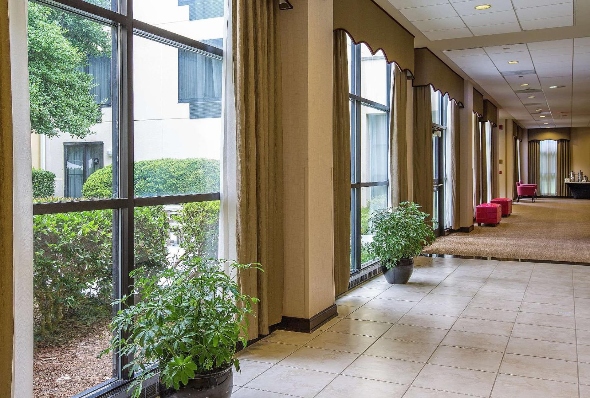 DoubleTree by Hilton Charlotte Airport gallery photo in Charlotte, NC — image 19