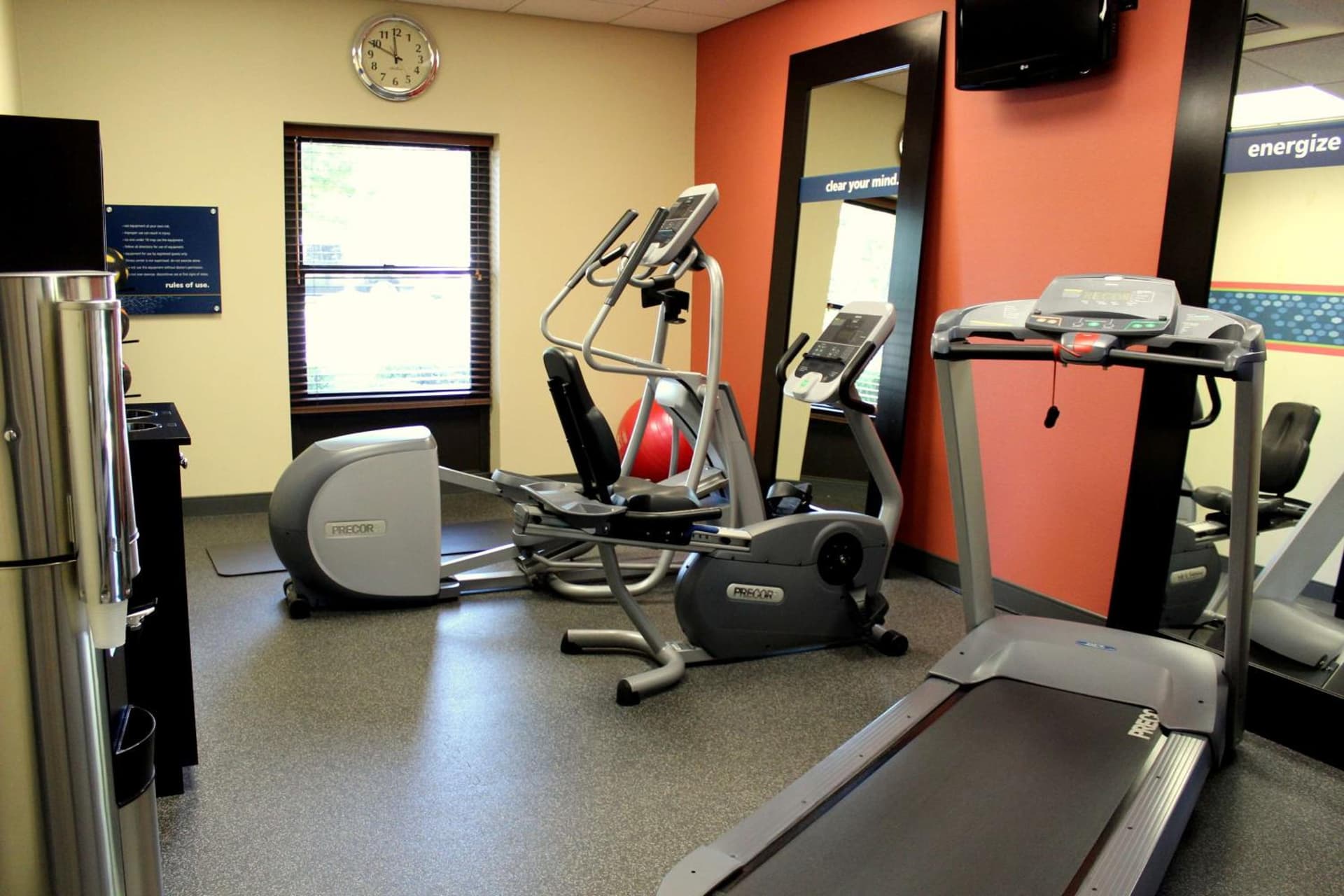 Hampton Inn & Suites Concord-Charlotte property views in Concord, NC — gallery photo 3