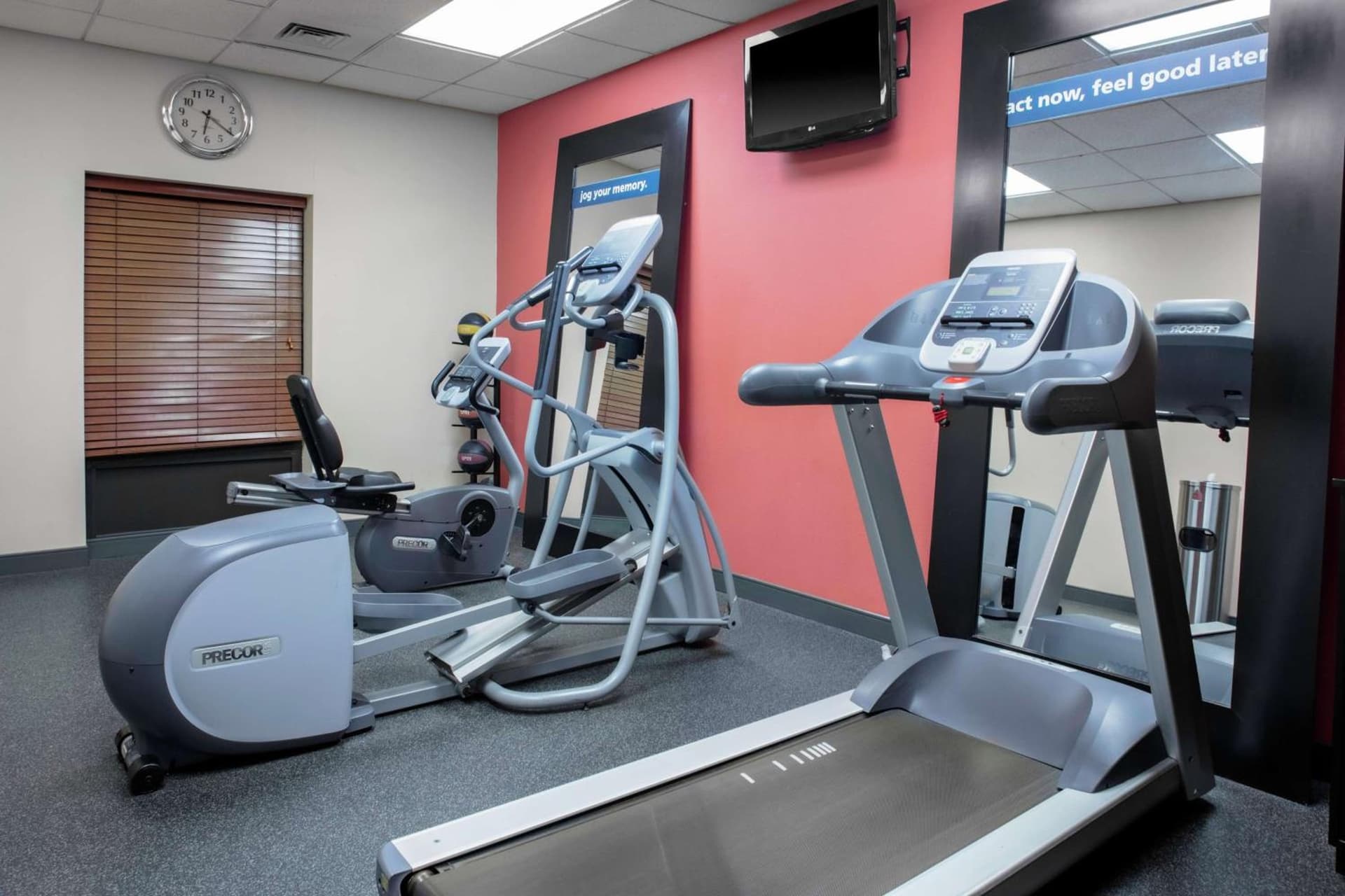 Hampton Inn & Suites Concord-Charlotte gallery photo in Concord, NC — image 16