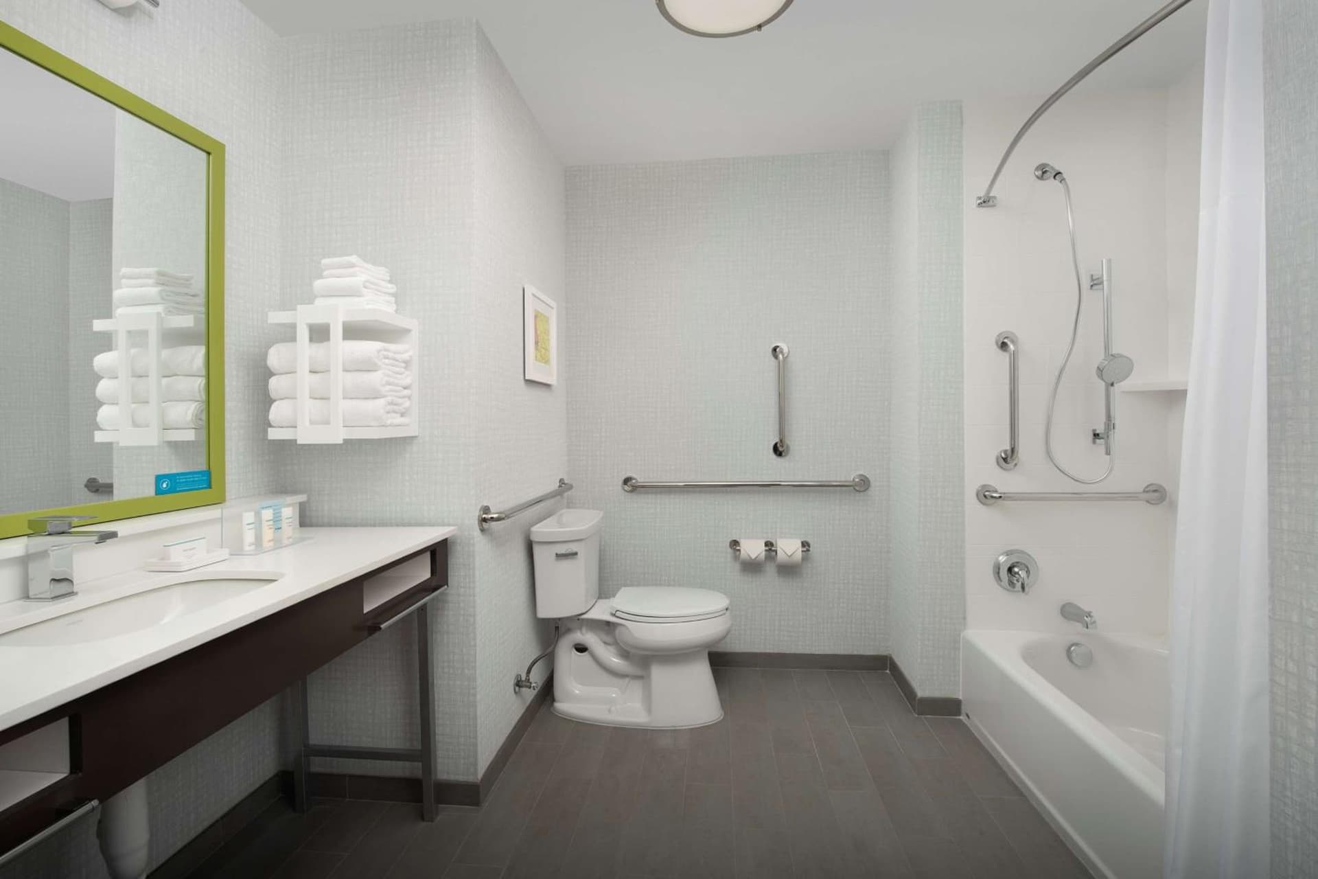 Hampton Inn & Suites Charlotte Airport Lake Pointe gallery photo in Charlotte, NC — image 18