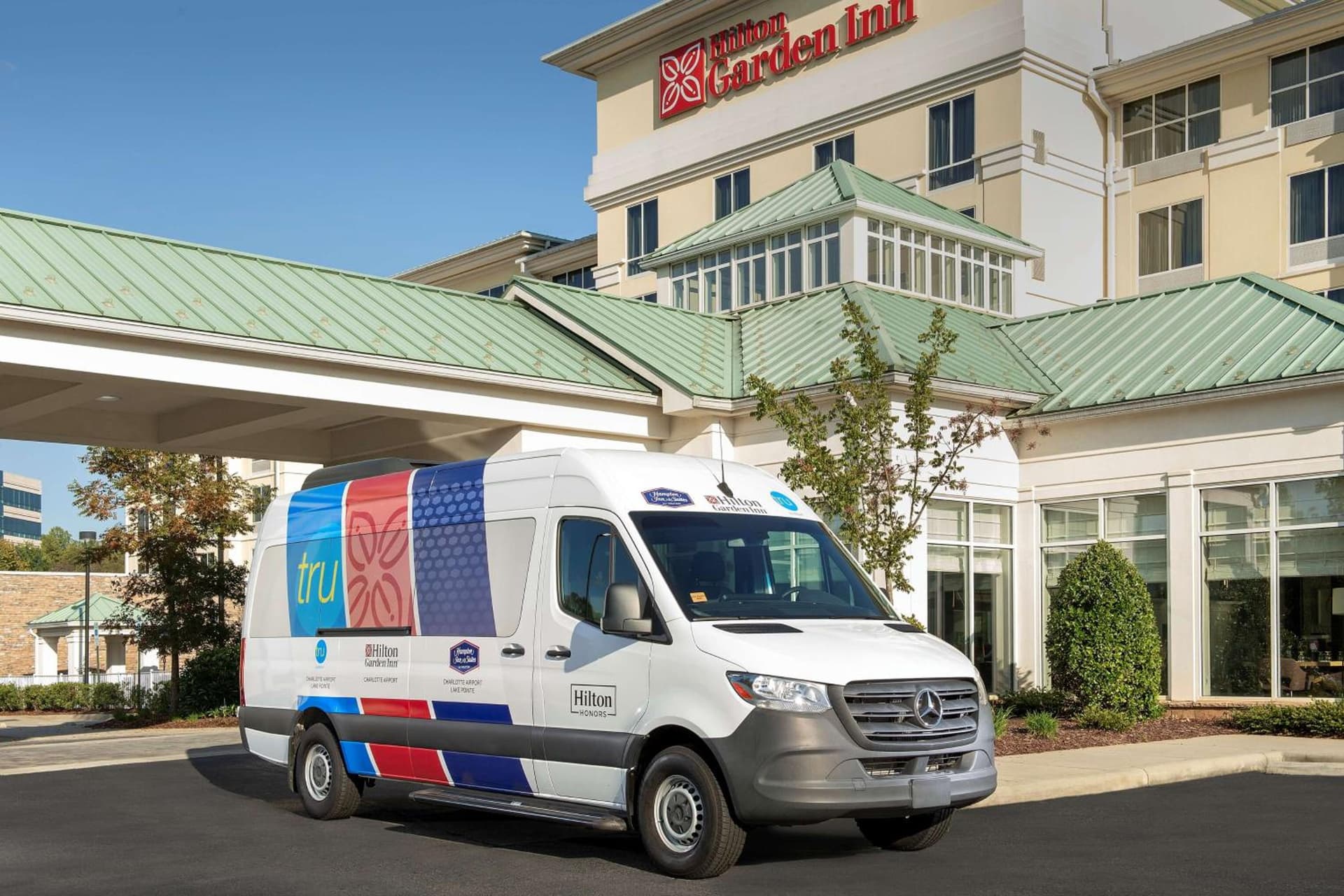 Hilton Garden Inn Charlotte Airport interior in Charlotte, NC — gallery photo 2