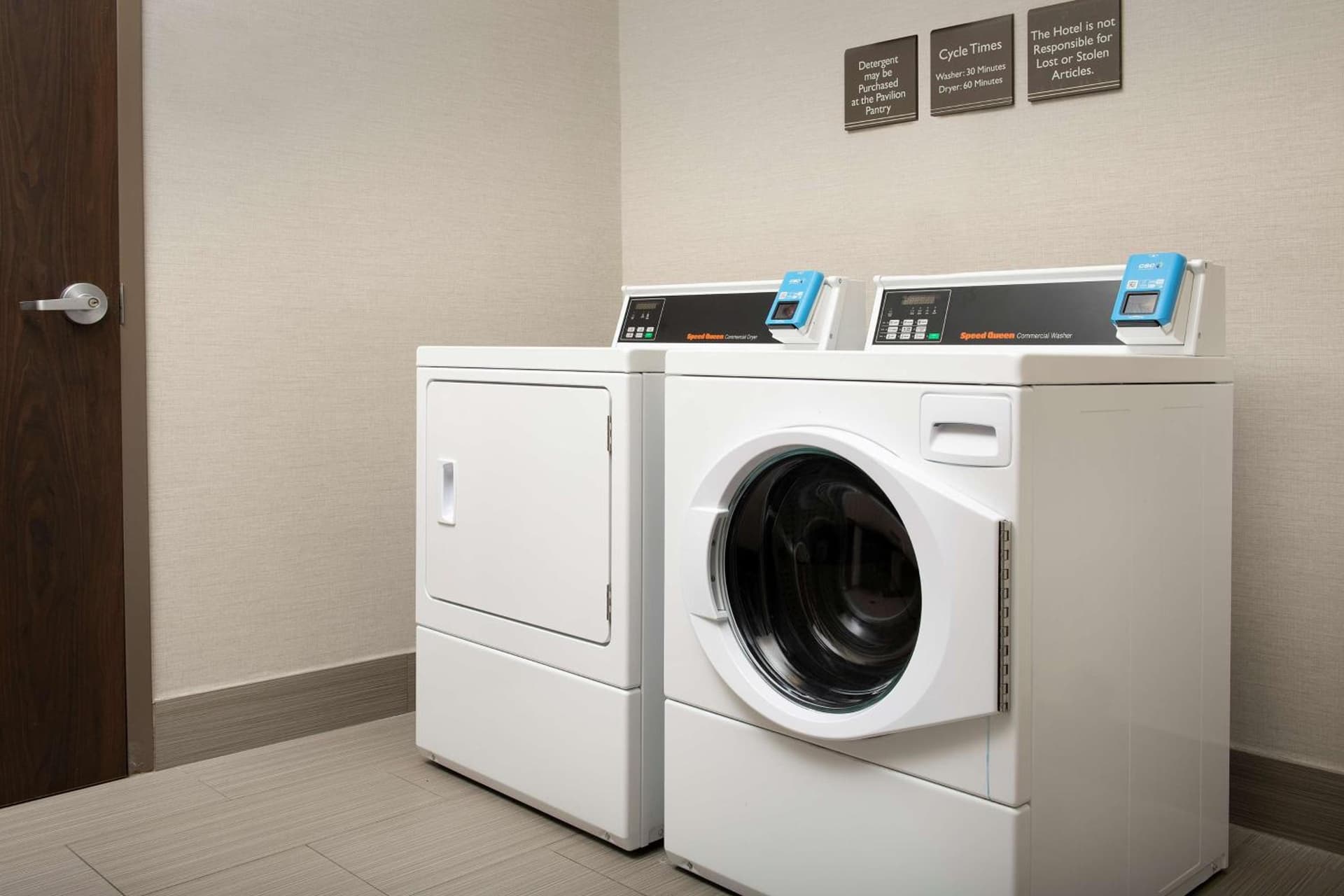 Hilton Garden Inn Charlotte Airport gallery photo in Charlotte, NC — image 42