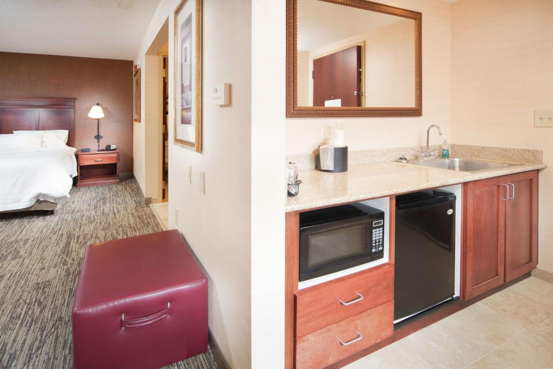 Hampton Inn & Suites Greensburg interior in Greensburg, IN — gallery photo 2