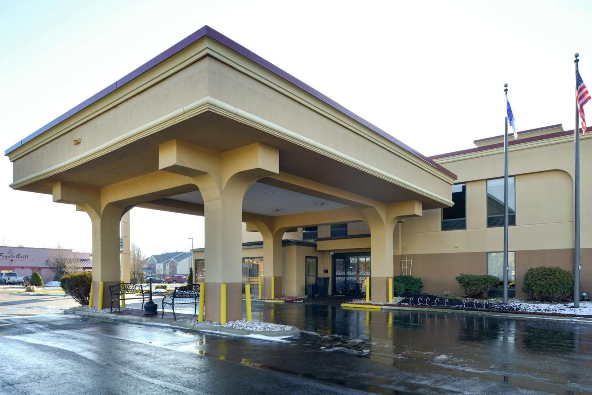 Hampton Inn Columbus-East interior in Pickerington, OH — gallery photo 2