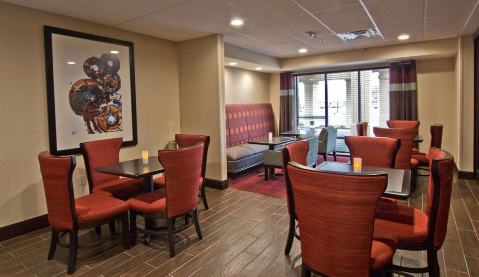Hampton Inn Columbus-South property views in Grove City, OH — gallery photo 3