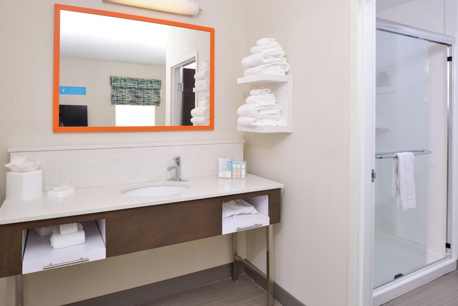 Hampton Inn and Suites Port Aransas gallery photo in Port Aransas, TX — image 7
