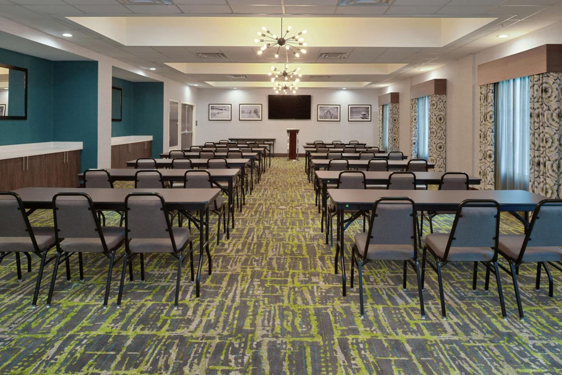 Hampton Inn and Suites Port Aransas gallery photo in Port Aransas, TX — image 13