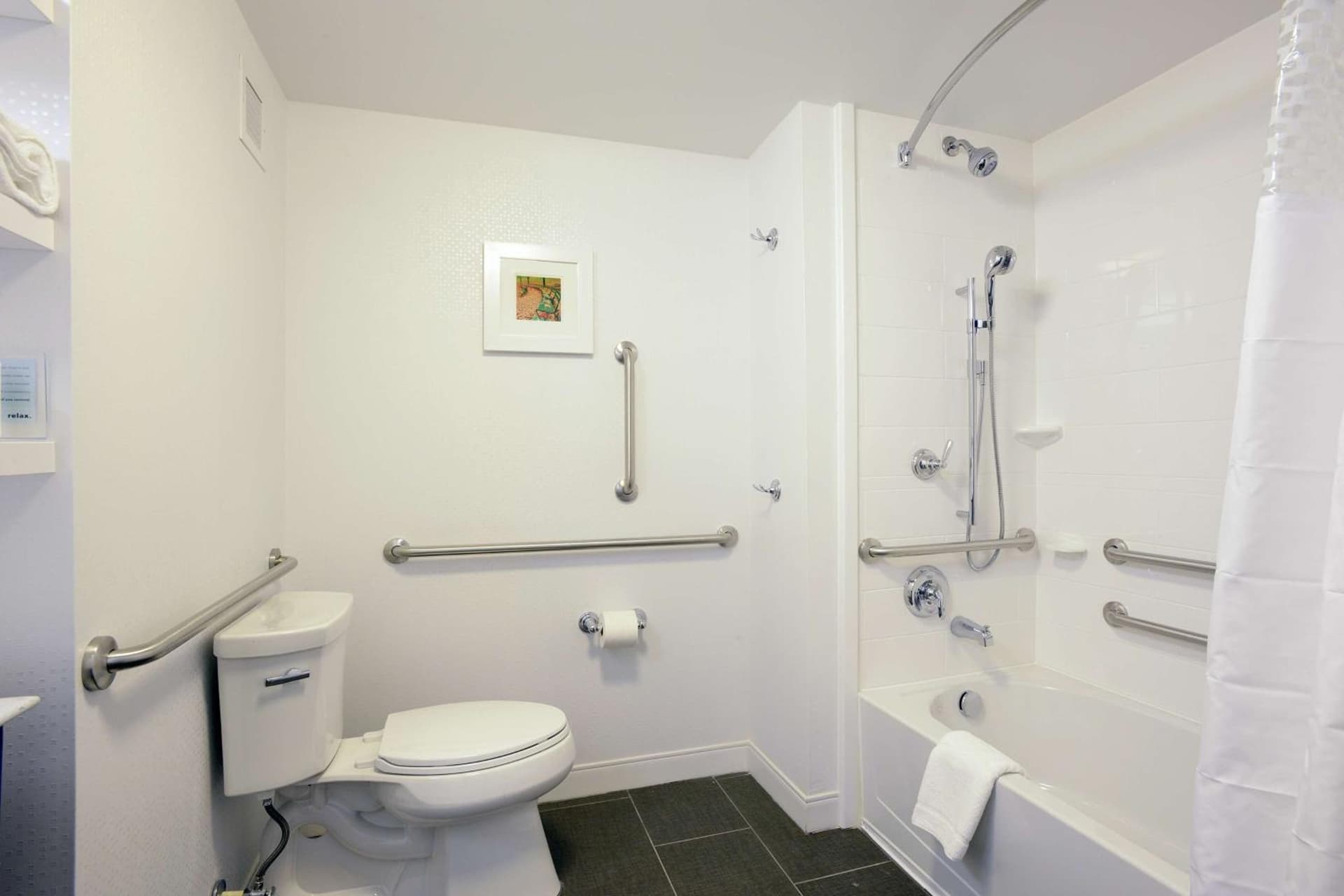 Hampton Inn & Suites - Cincinnati/Kenwood, OH gallery photo in Cincinnati, OH — image 18