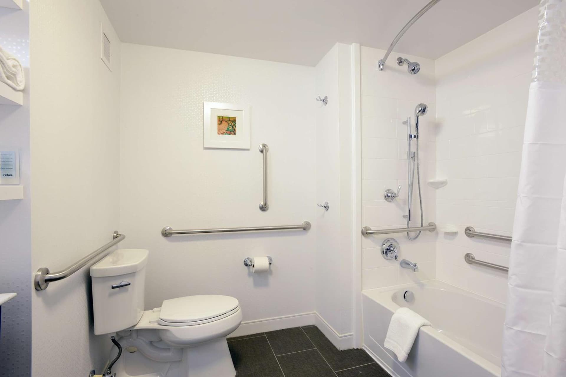 Hampton Inn & Suites - Cincinnati/Kenwood, OH gallery photo in Cincinnati, OH — image 7