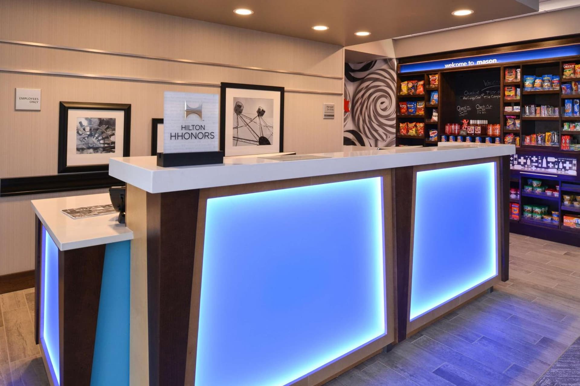 Hampton Inn & Suites Cincinnati-Mason, Ohio property views in Mason, OH — gallery photo 3