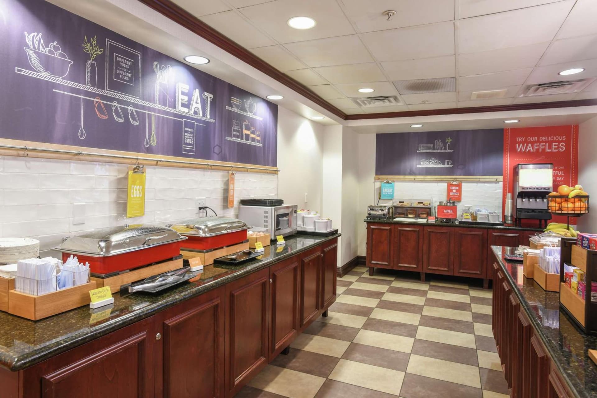 Hampton Inn & Suites Cincinnati-Union Centre gallery photo in West Chester, OH — image 57