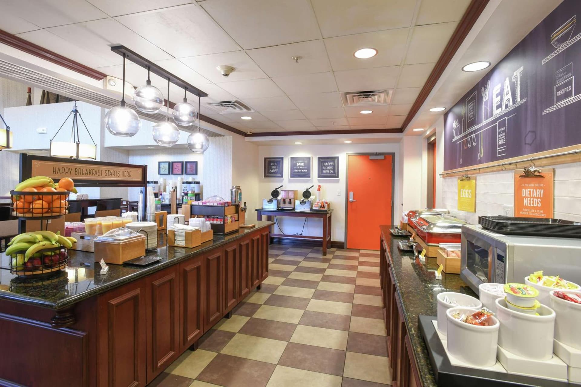 Hampton Inn & Suites Cincinnati-Union Centre gallery photo in West Chester, OH — image 37