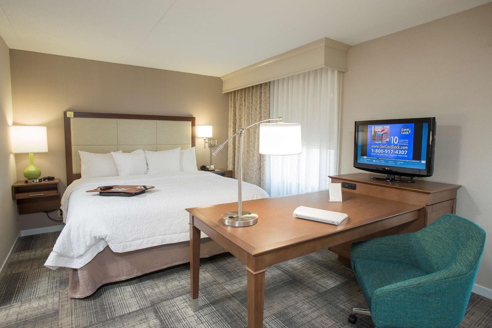Hampton Inn & Suites Cincinnati-Union Centre gallery photo in West Chester, OH — image 38