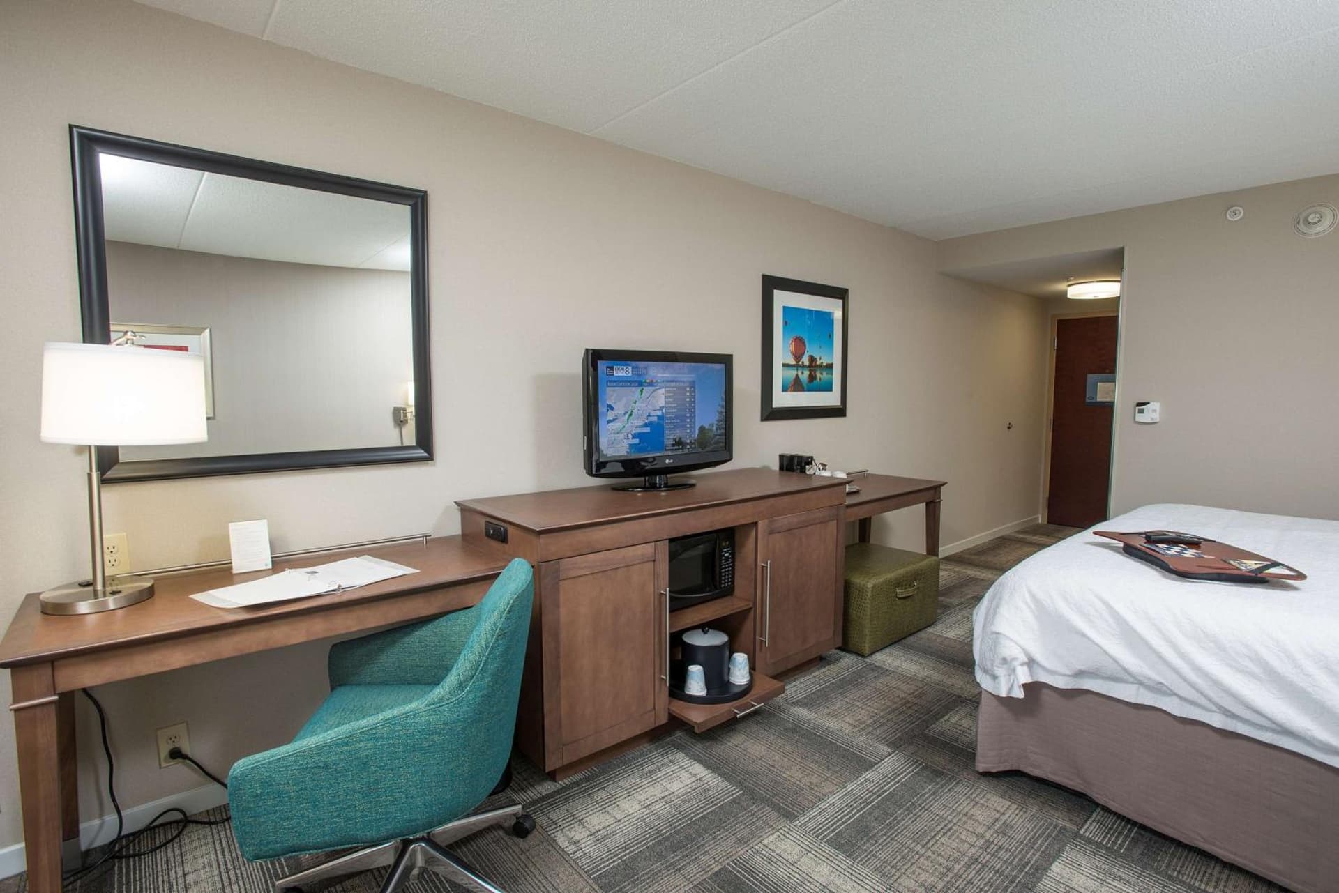 Hampton Inn & Suites Cincinnati-Union Centre gallery photo in West Chester, OH — image 5