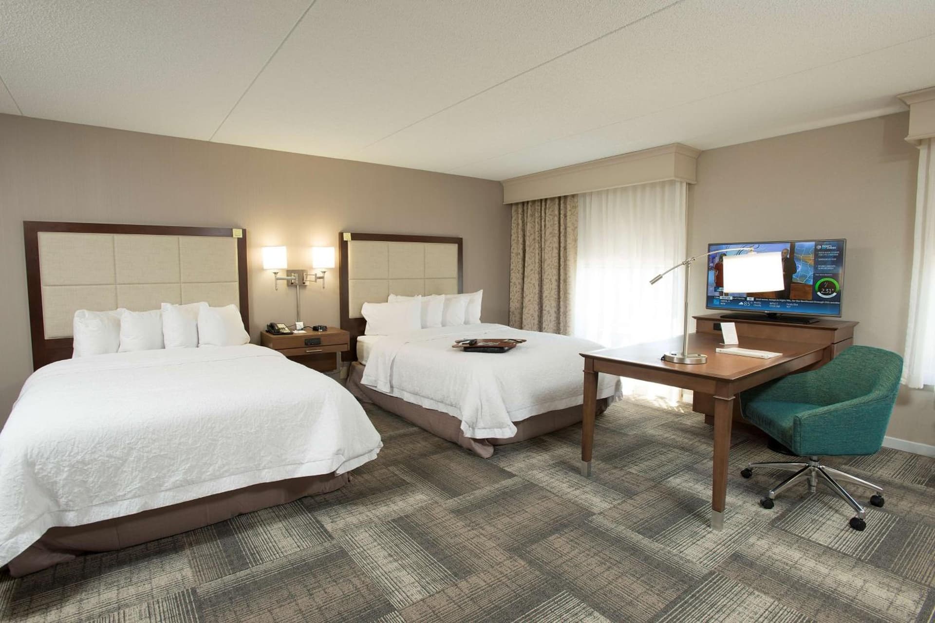Hampton Inn & Suites Cincinnati-Union Centre gallery photo in West Chester, OH — image 36