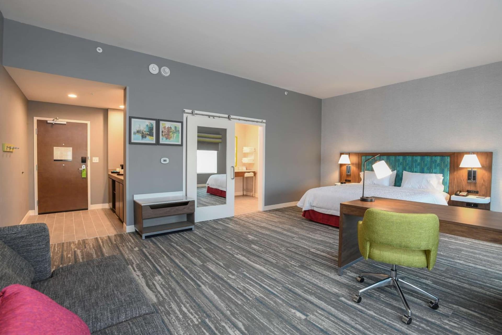 Hampton Inn & Suites Cincinnati Liberty Township gallery photo in West Chester, OH — image 47