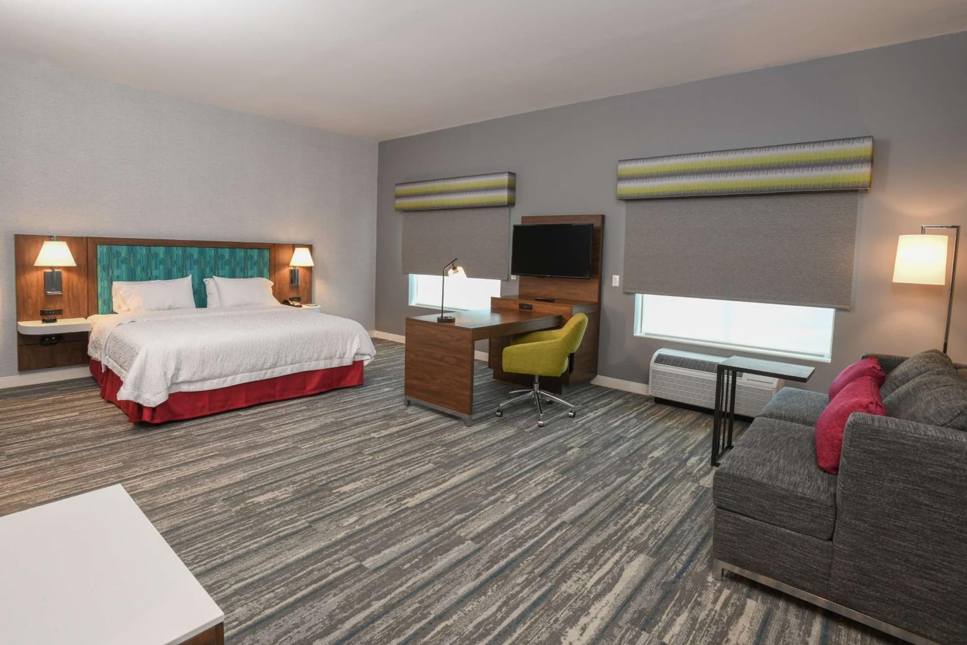 Hampton Inn & Suites Cincinnati Liberty Township gallery photo in West Chester, OH — image 8