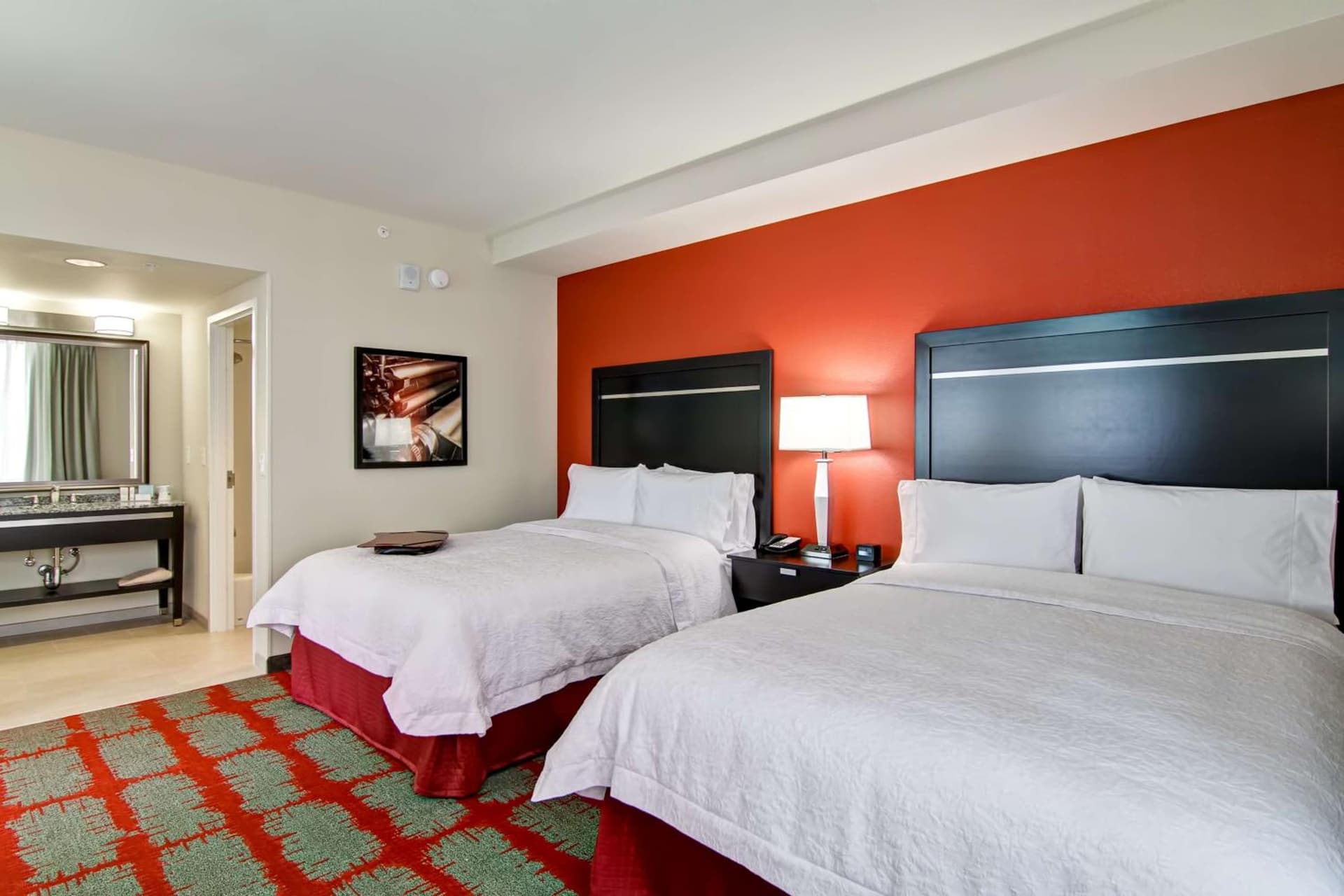 Hampton Inn and Suites Cincinnati - Downtown gallery photo in Cincinnati, OH — image 25